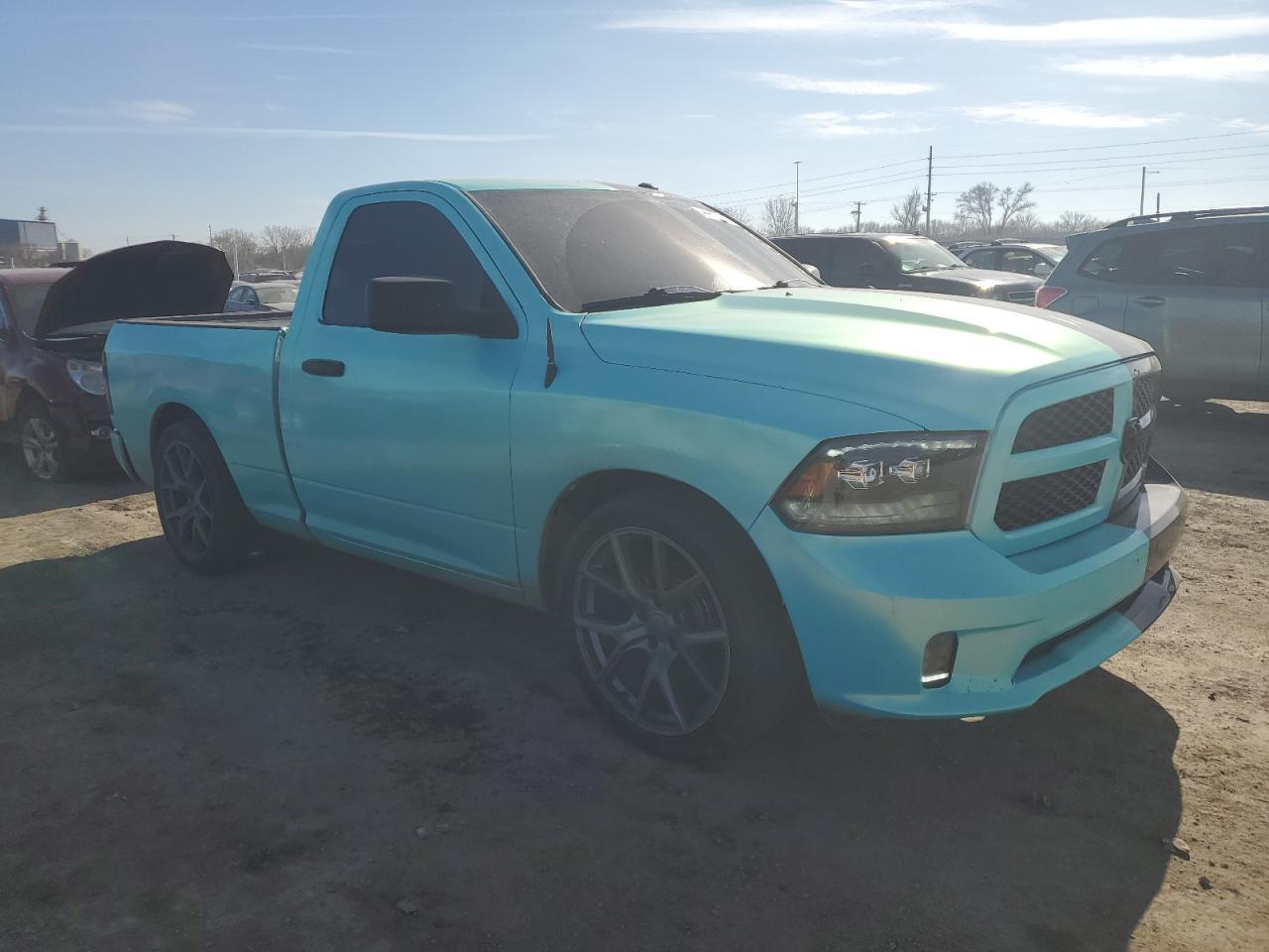 2014 RAM 1500 ST - Image 4