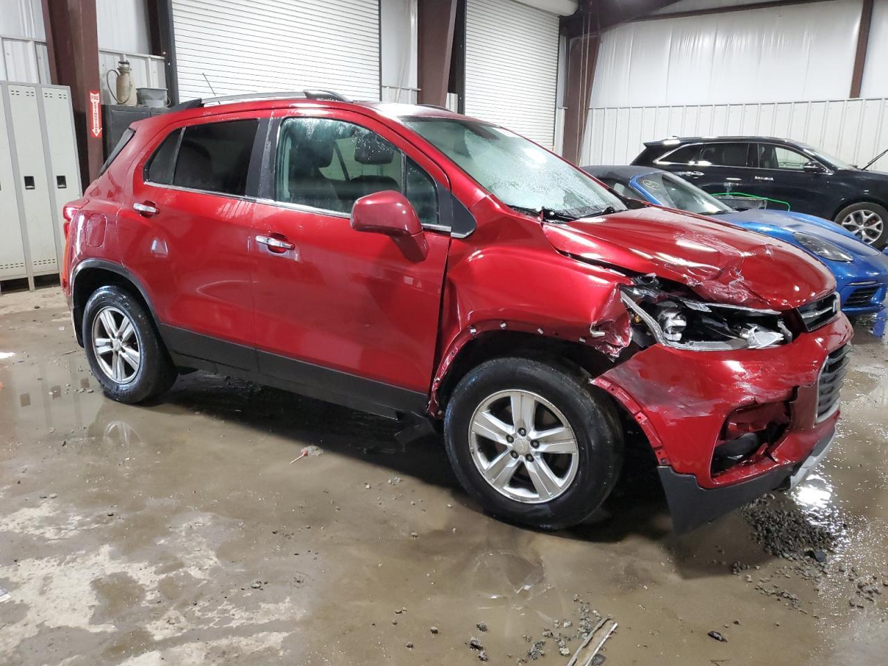 2018 CHEVROLET TRAX 1LT - Image 4