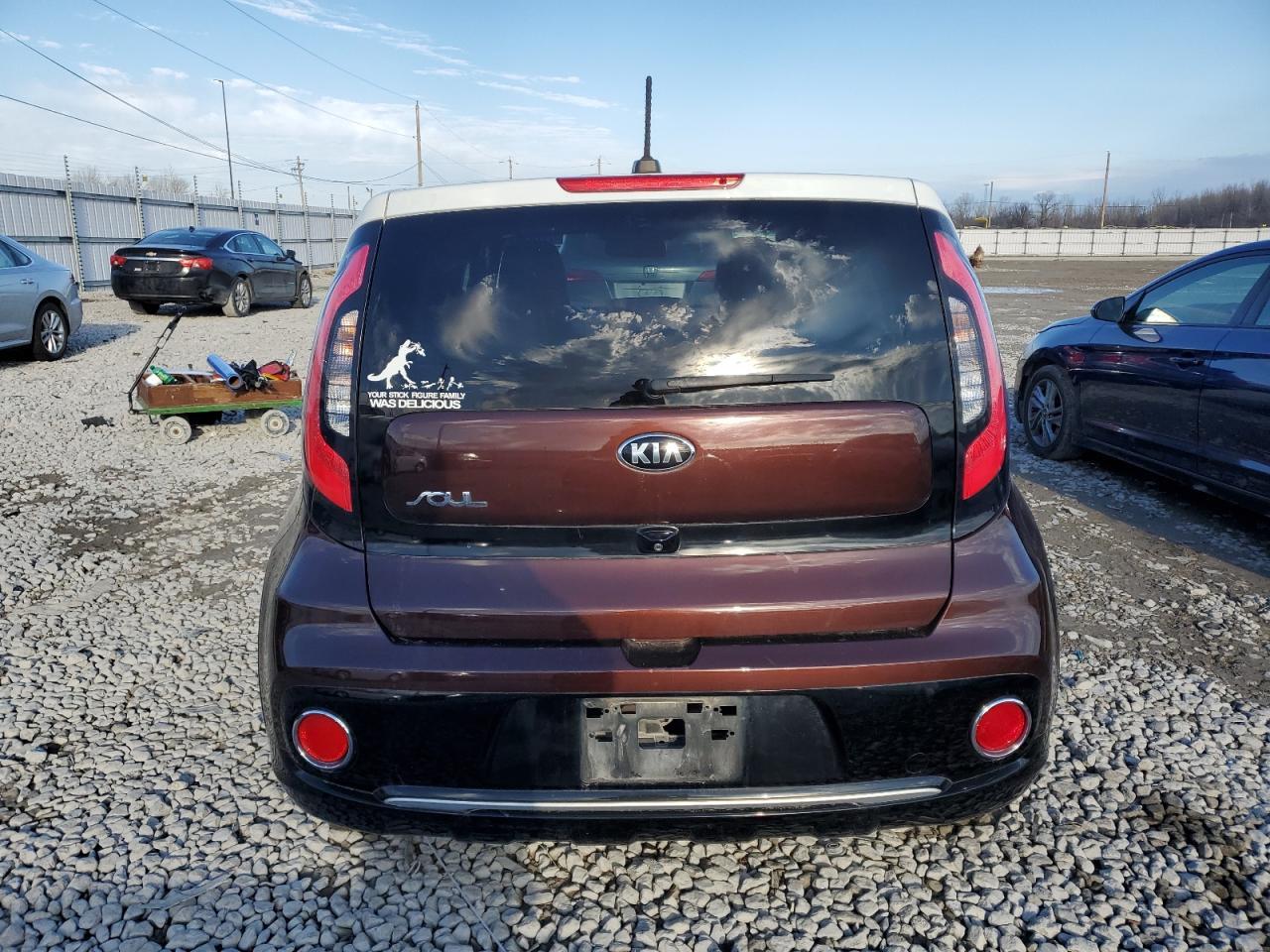 2017 KIA SOUL + - Фото 6