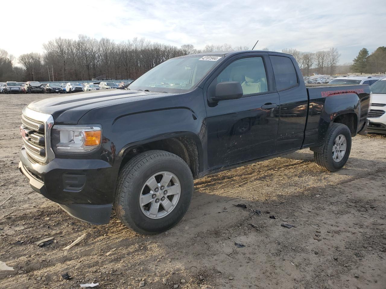 2019 GMC CANYON car image