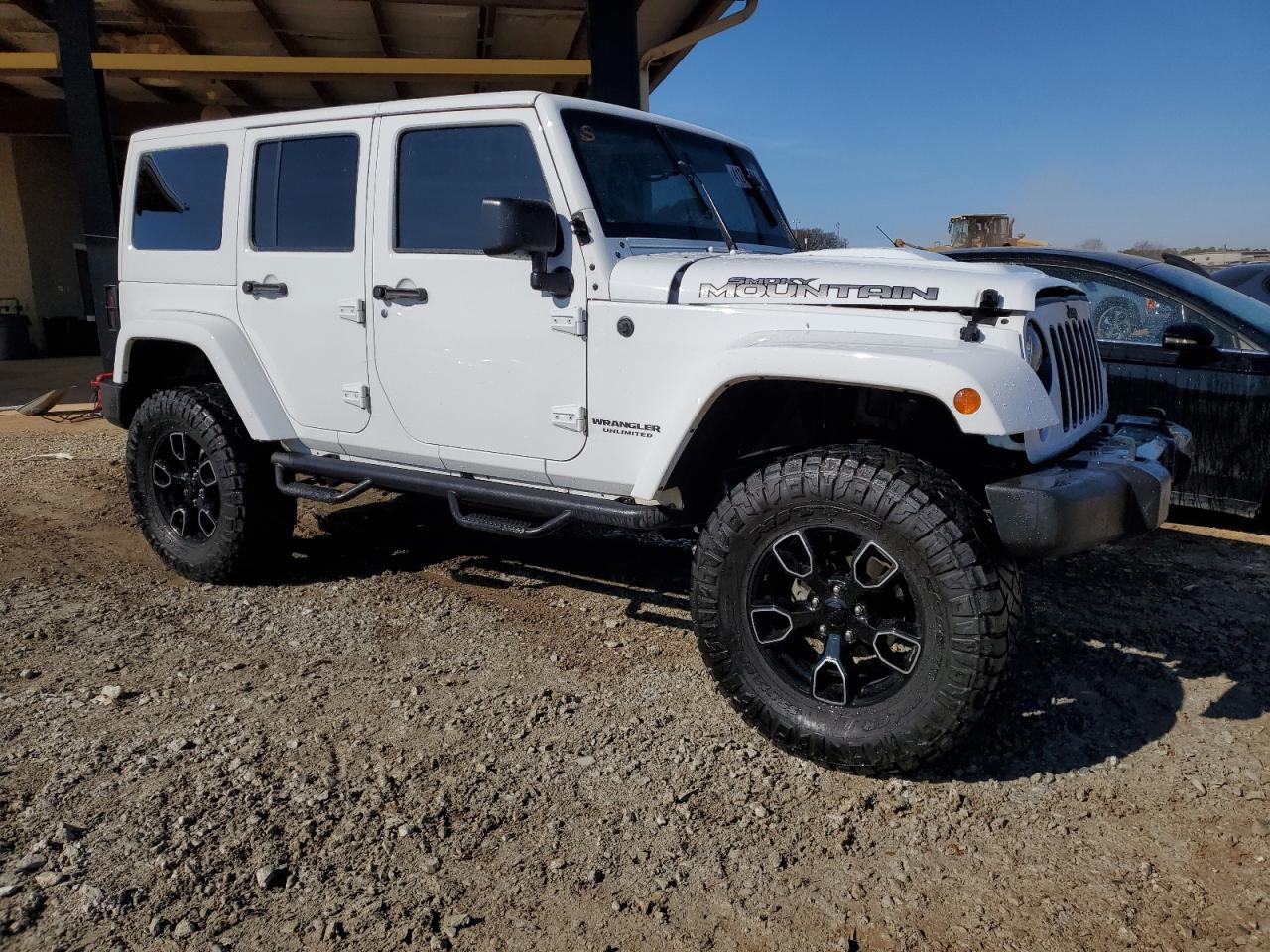 2017 JEEP WRANGLER U - Image 4