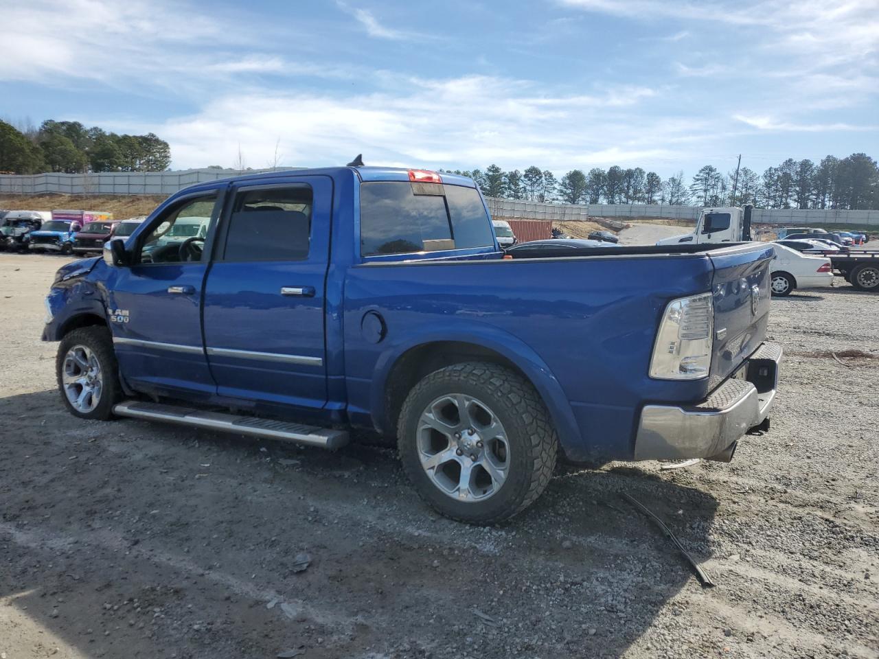 2015 RAM 1500 LARAM - Image 2