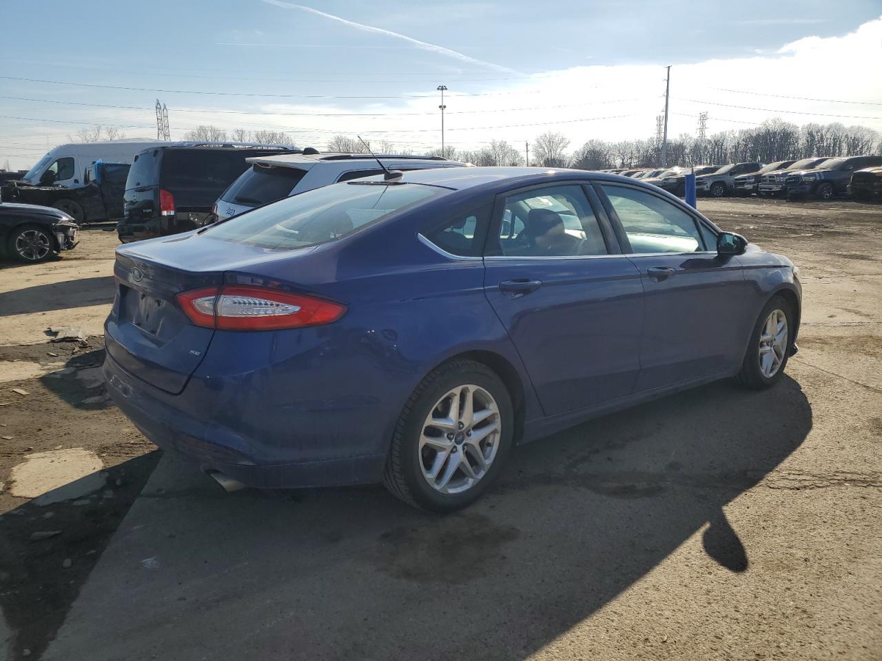 2013 FORD FUSION SE - Фото 3