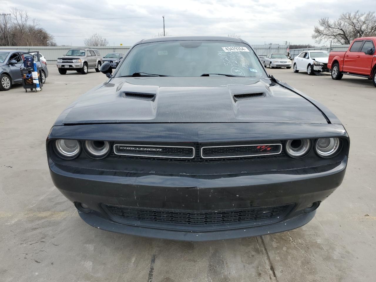 2017 DODGE CHALLENGER - Image 5