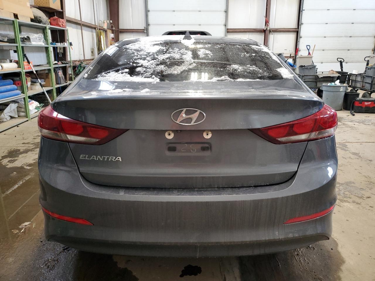 2017 HYUNDAI ELANTRA SE - Фото 6