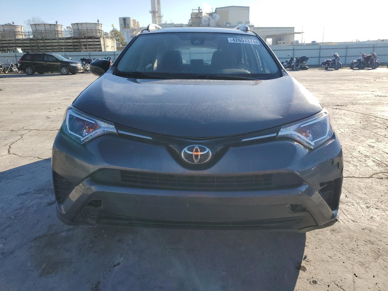 2018 TOYOTA RAV4 LE - Фото 5