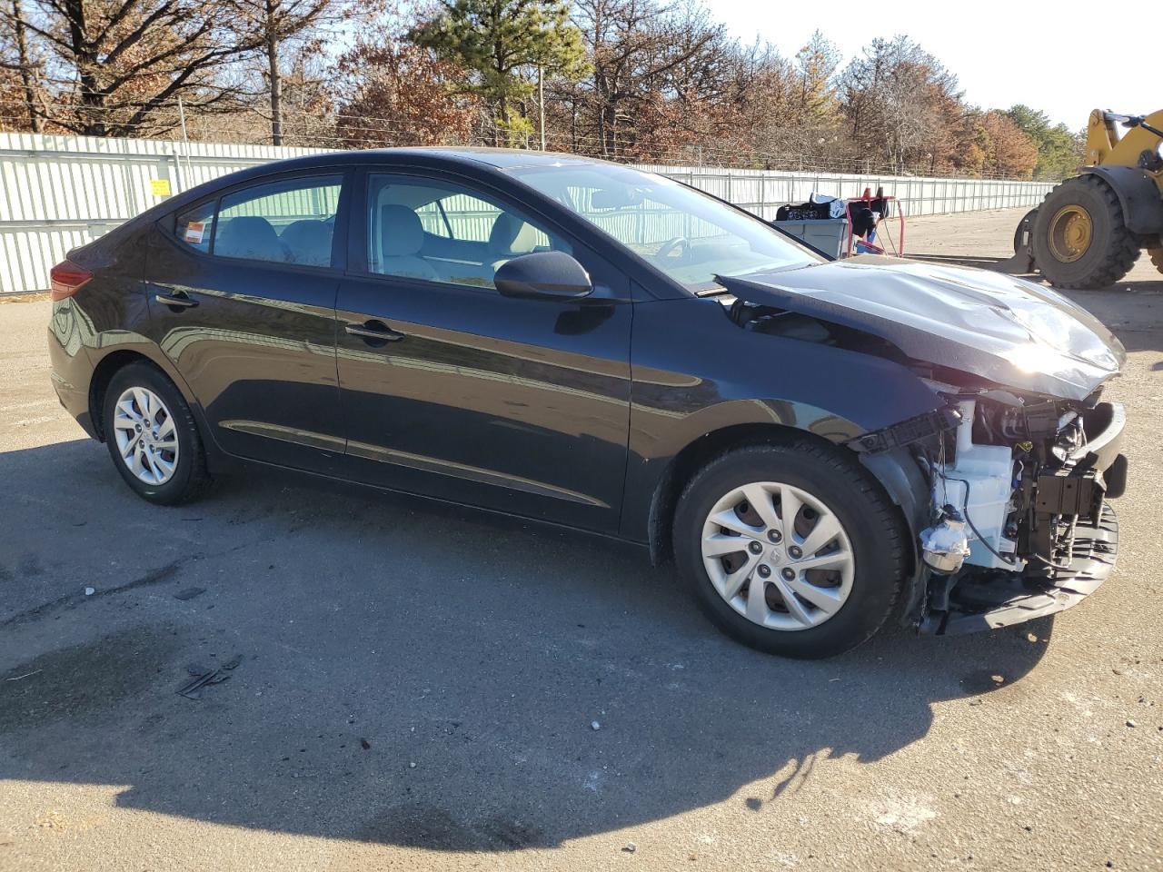 2019 HYUNDAI ELANTRA SE - Фото 4