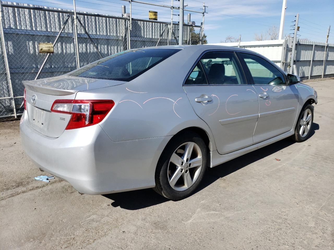 2013 TOYOTA CAMRY L - Image 3