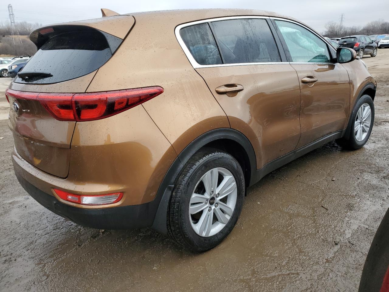 2017 KIA SPORTAGE L - Image 3