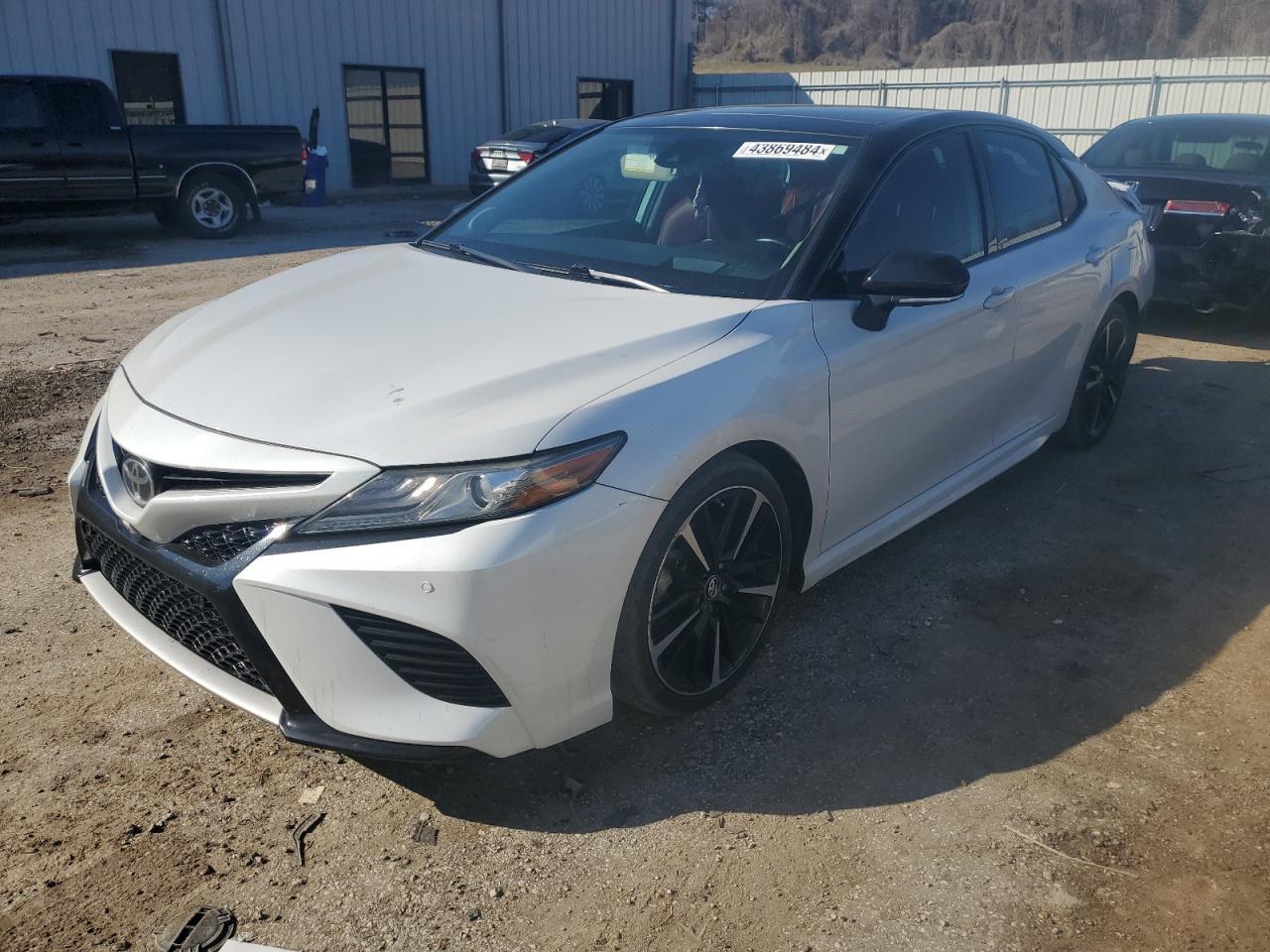 2019 TOYOTA CAMRY XSE