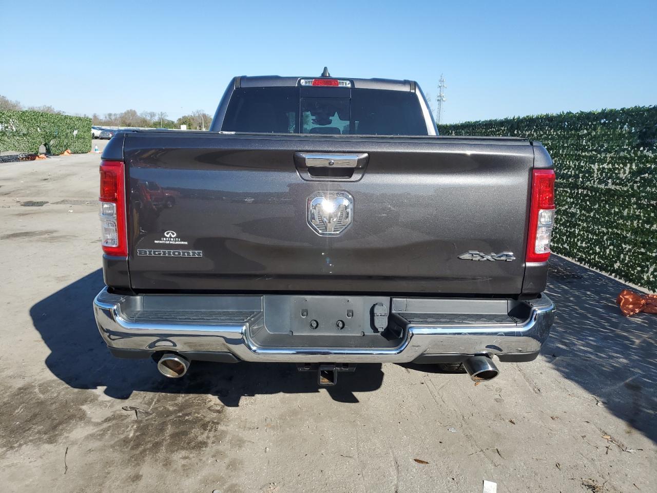 2019 RAM 1500 BIG H - Фото 6