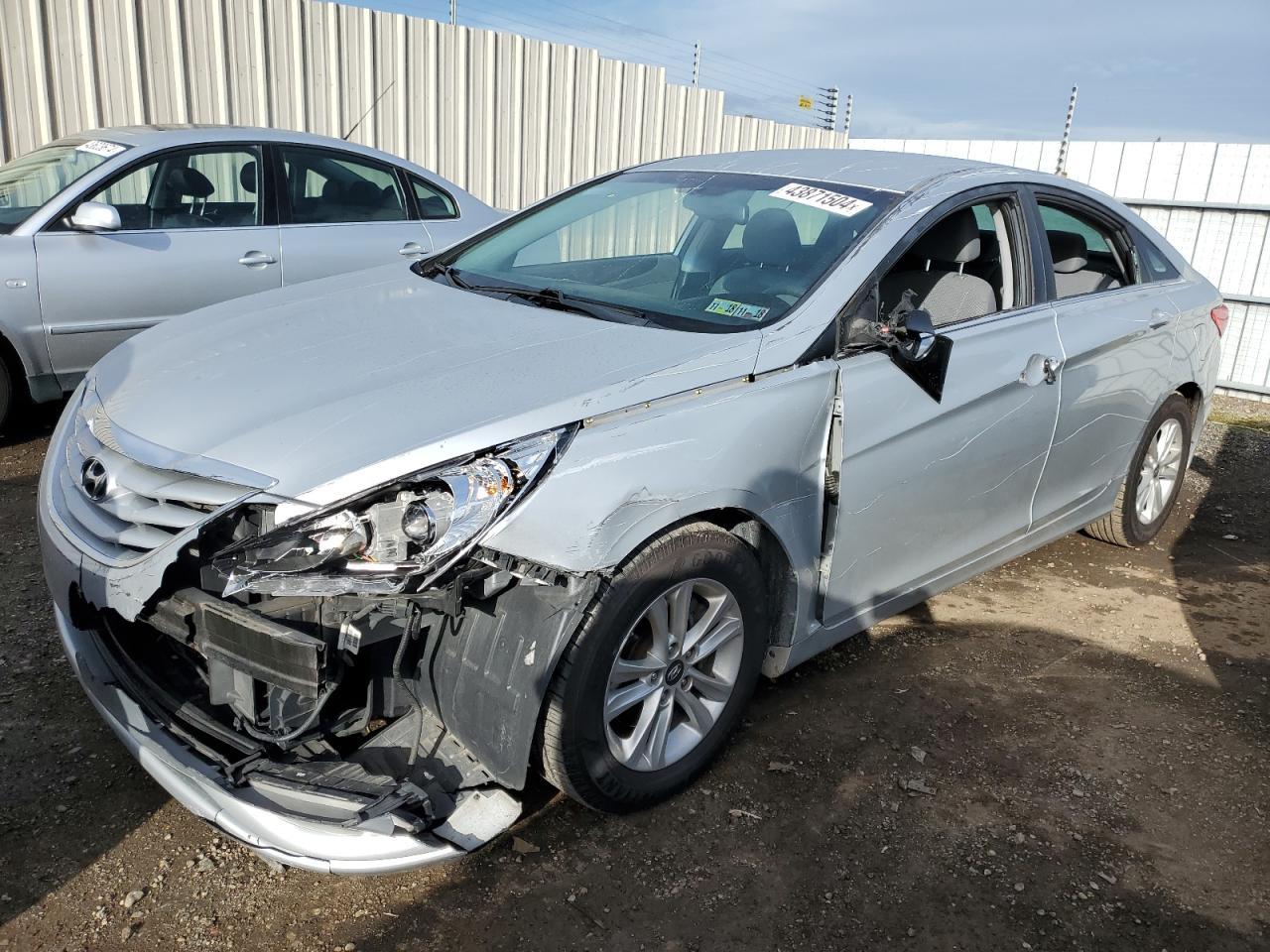 2013 HYUNDAI SONATA GLS car image