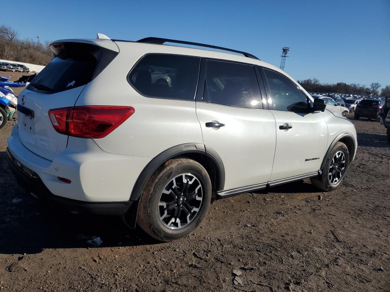 2019 NISSAN PATHFINDER - Image 3