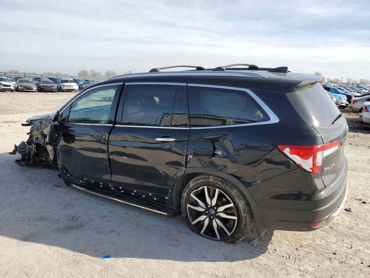 2019 HONDA PILOT ELIT - Image 2