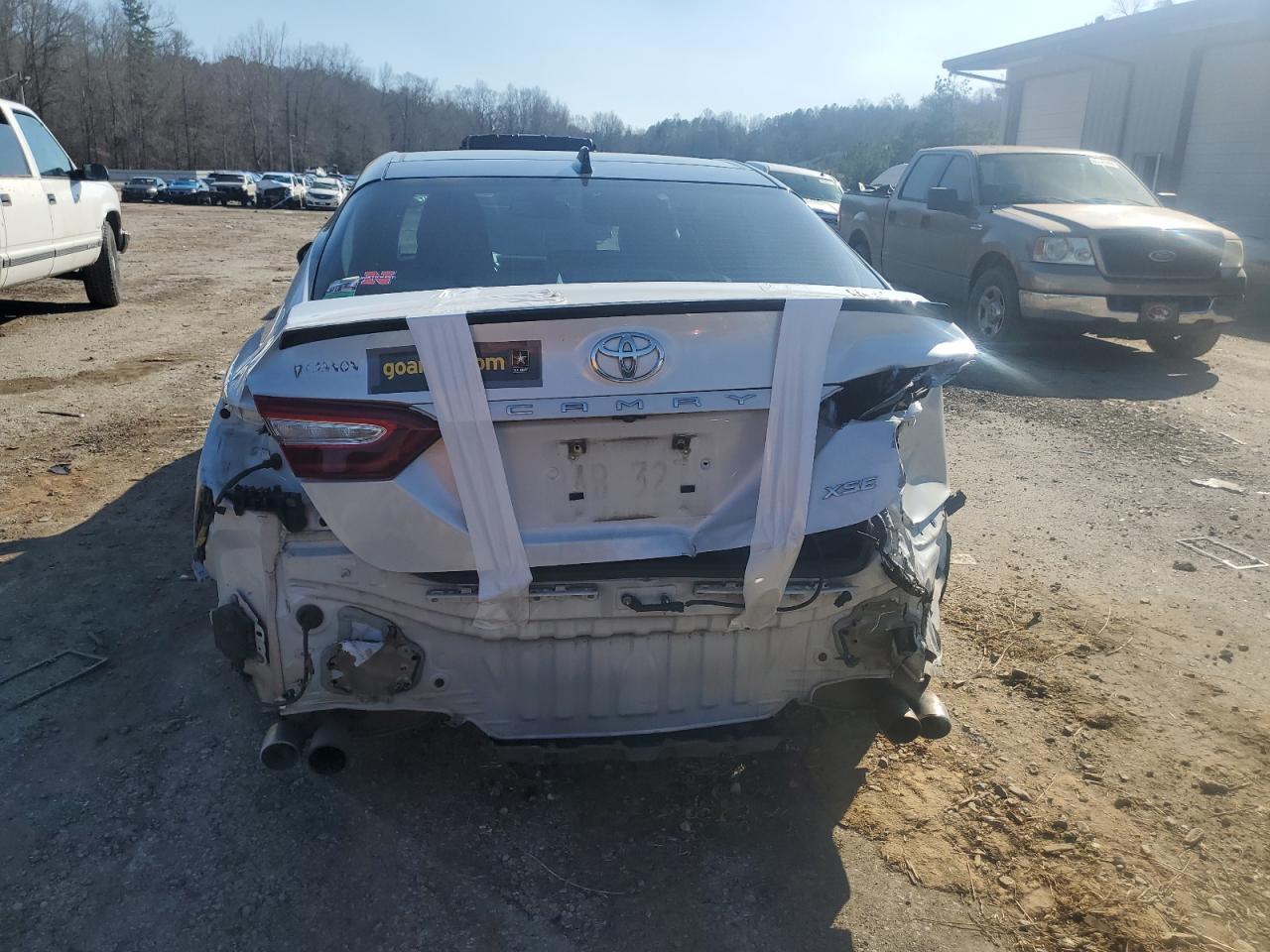 2019 TOYOTA CAMRY XSE - Image 6