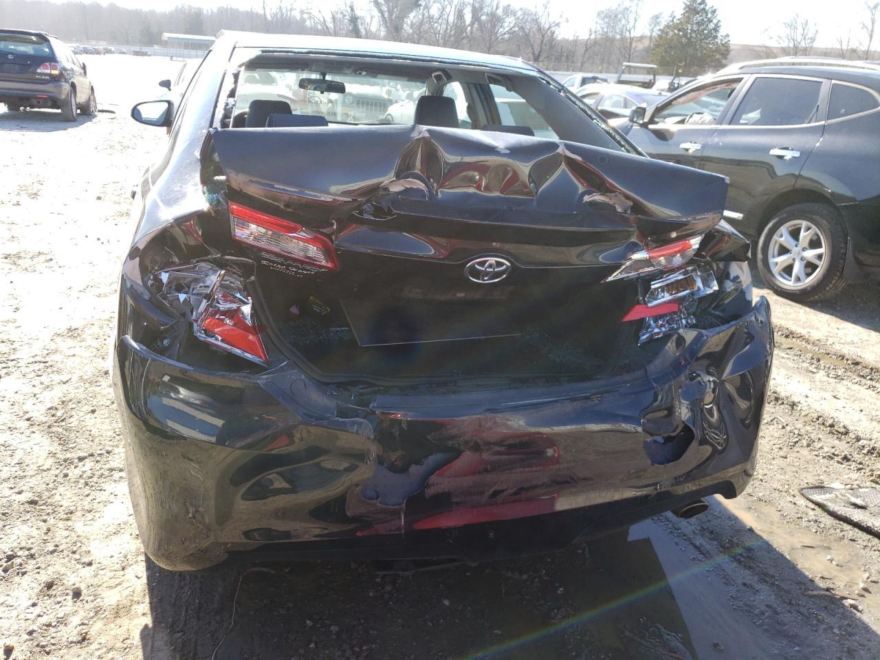 2014 TOYOTA CAMRY L - Фото 6