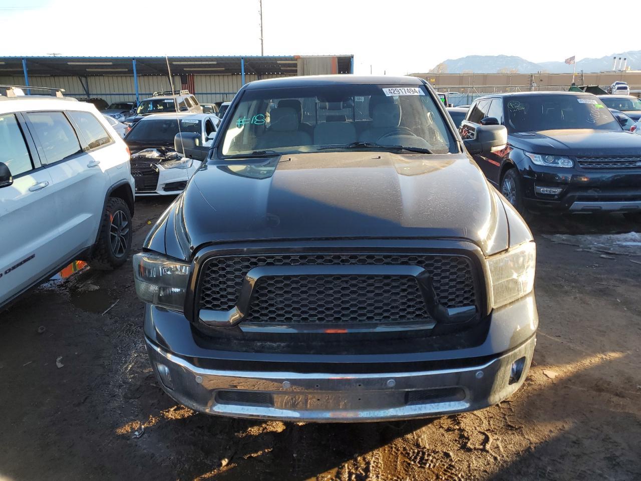 2017 RAM 1500 SLT - Image 5