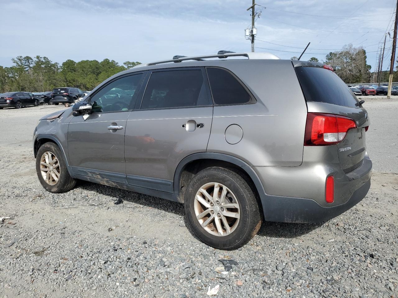 2014 KIA SORENTO LX - Image 2