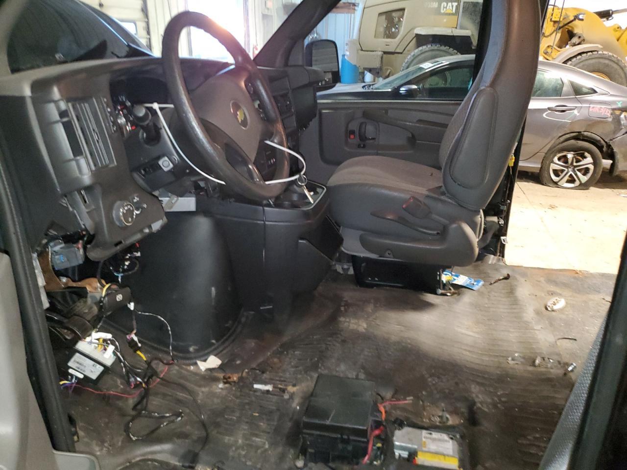 2012 CHEVROLET EXPRESS G1 - Image 7