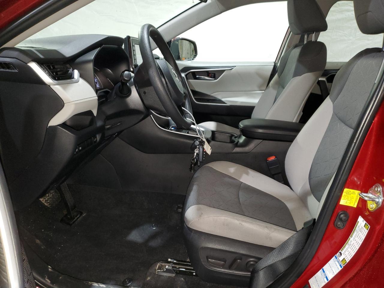 2022 TOYOTA RAV4 XLE - Image 7