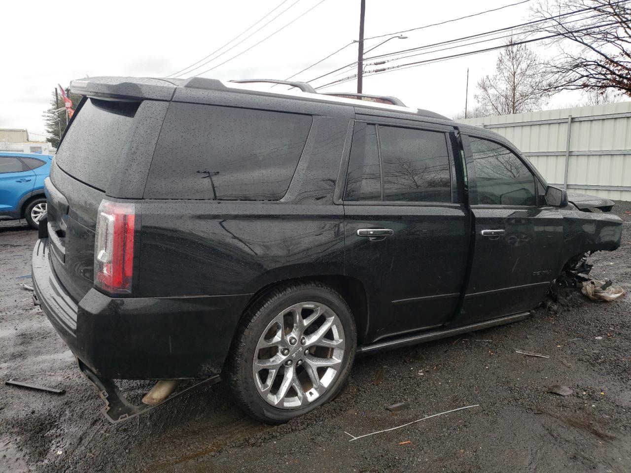 2017 GMC YUKON DENA - Фото 3