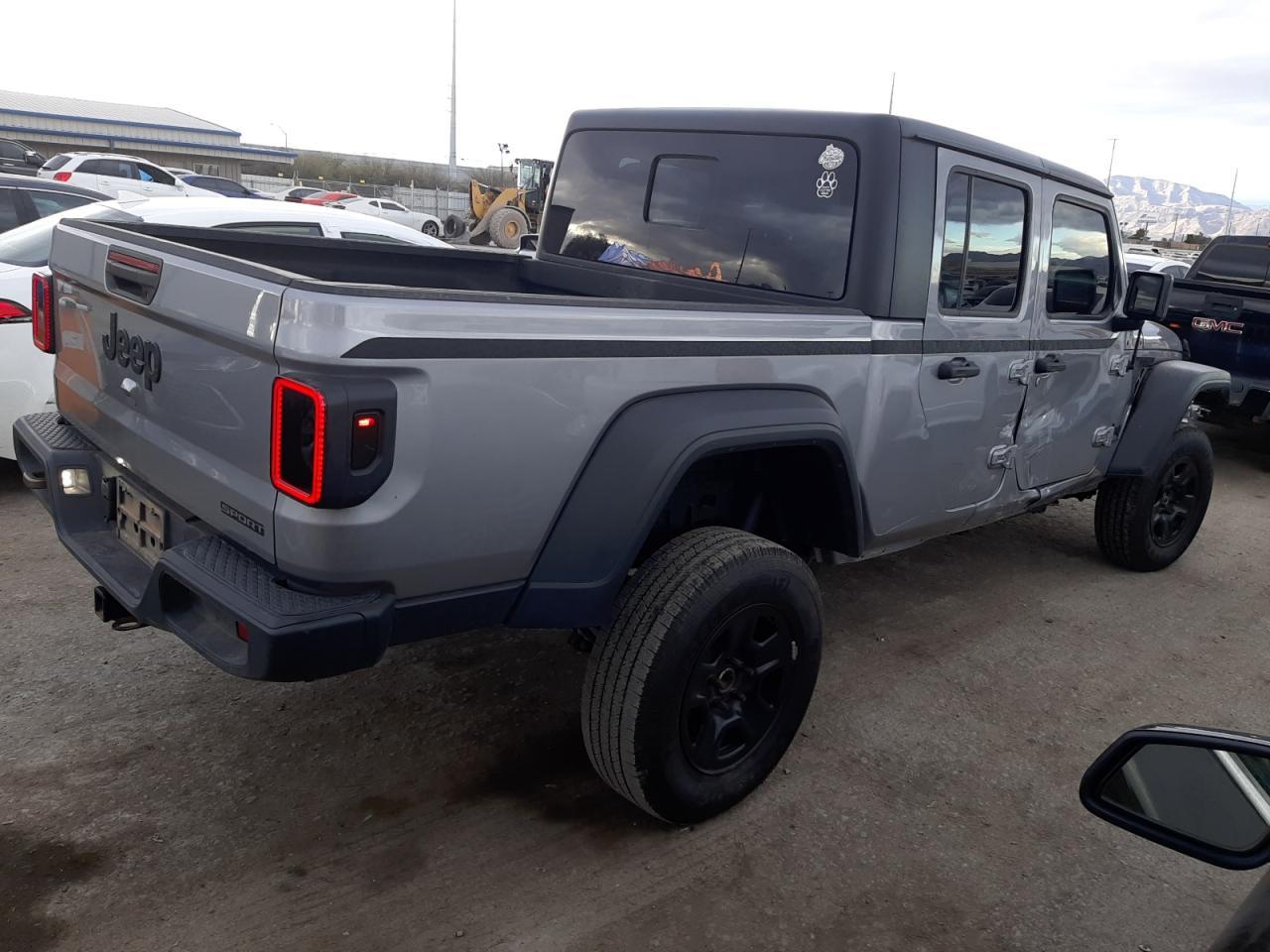 2020 JEEP GLADIATOR - Image 3
