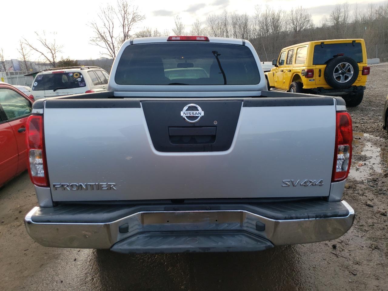 2012 NISSAN FRONTIER S - Фото 6