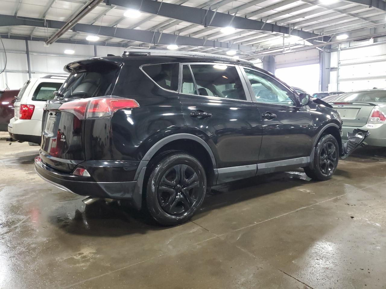 2018 TOYOTA RAV4 LE - Image 3