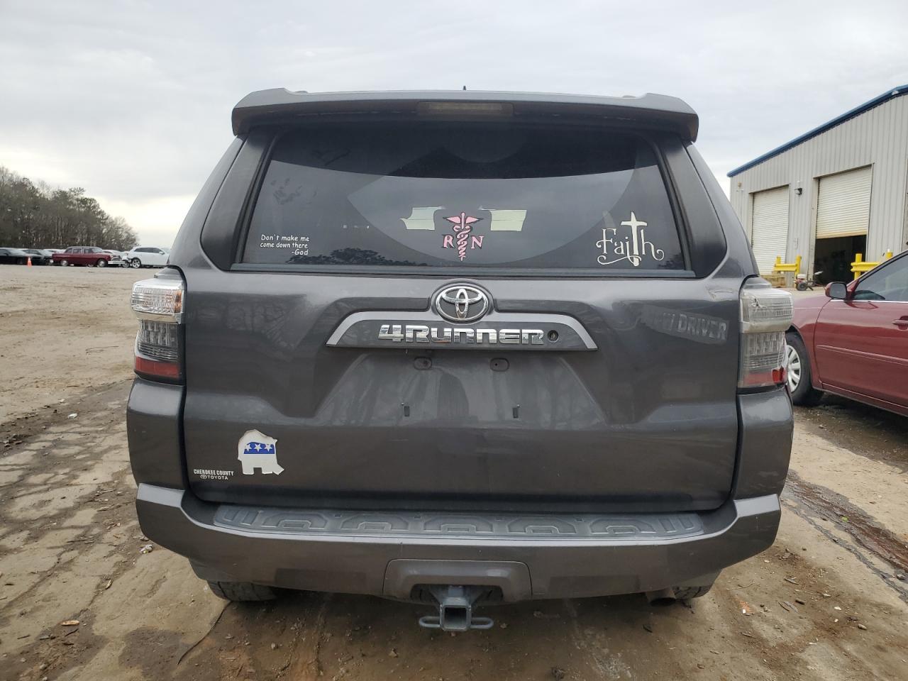 2019 TOYOTA 4RUNNER SR - Фото 6