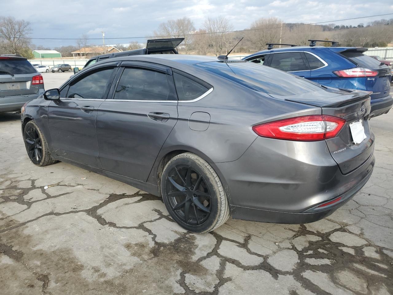 2013 FORD FUSION SE - Image 2