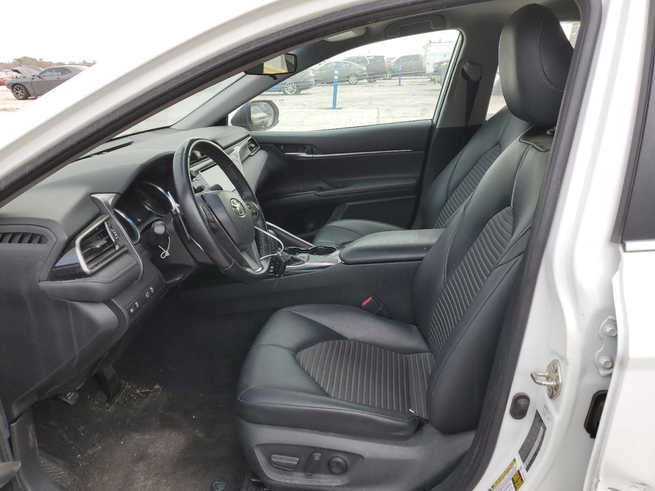 2019 TOYOTA CAMRY L - Image 7