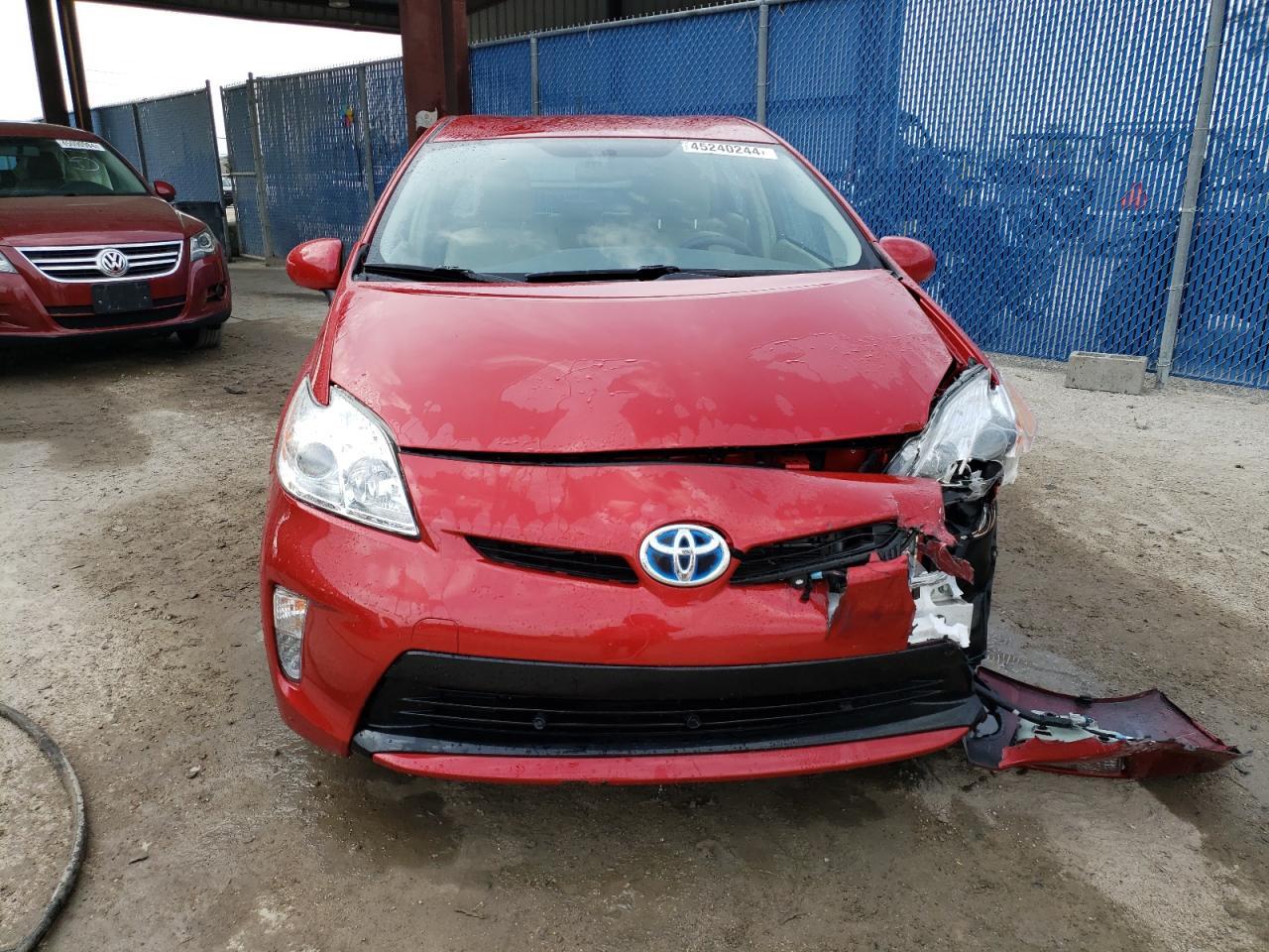 2015 TOYOTA PRIUS - Фото 5