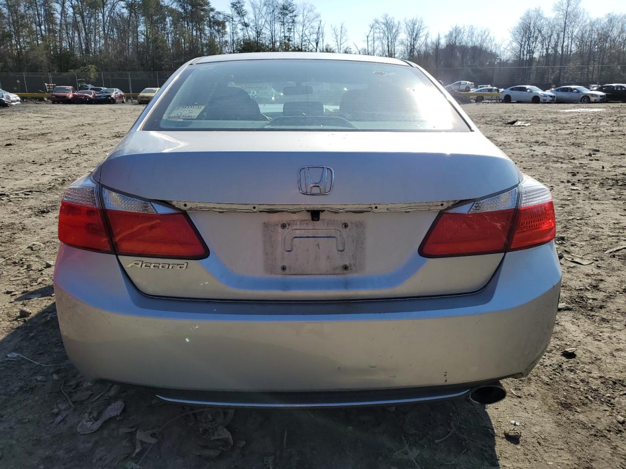 2014 HONDA ACCORD LX - Фото 6