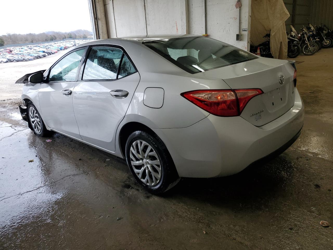 2018 TOYOTA COROLLA L - Фото 2