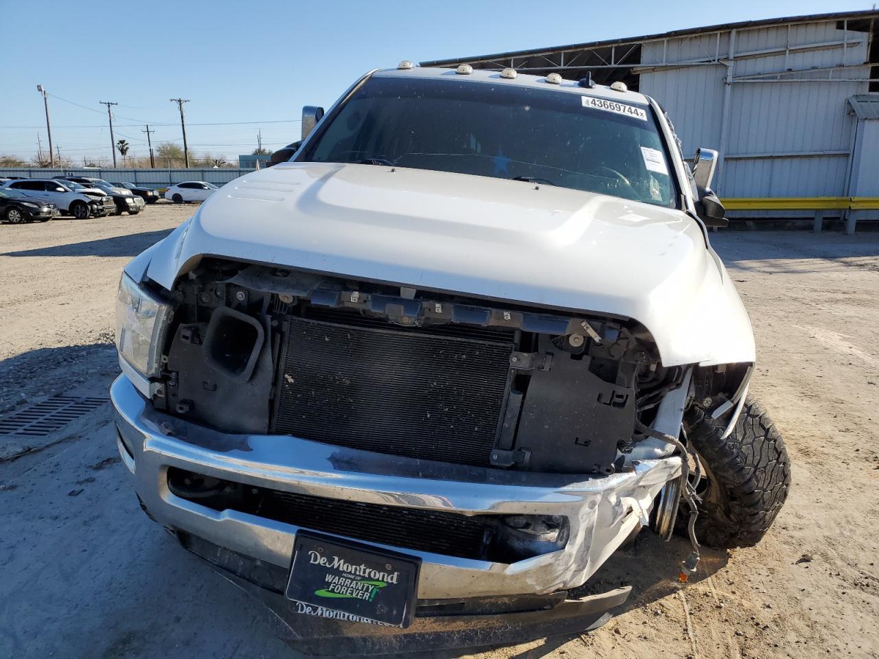 2018 RAM 2500 SLT - Image 5