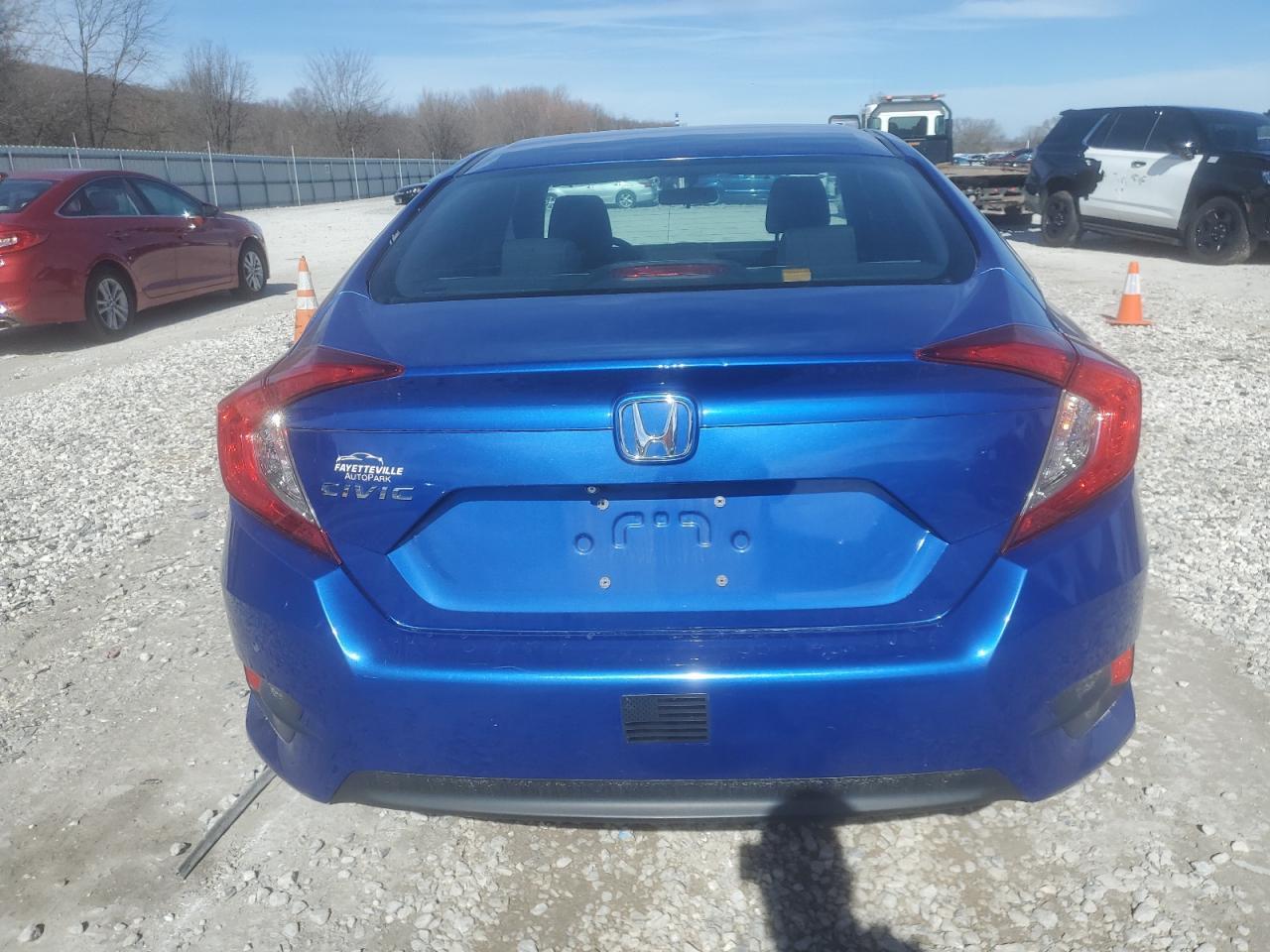2016 HONDA CIVIC LX - Image 6