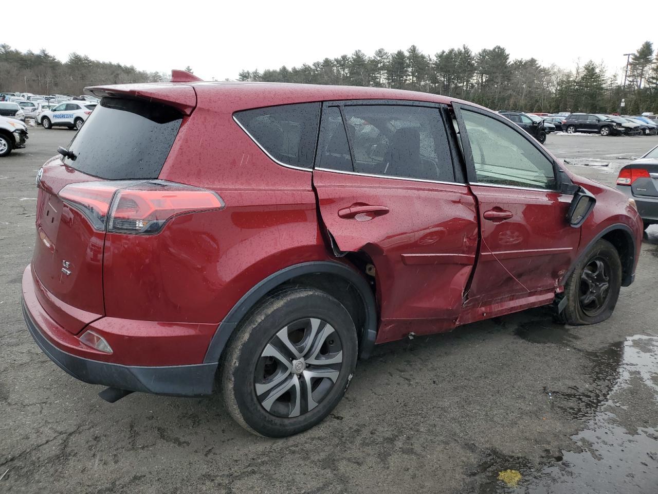 2018 TOYOTA RAV4 LE - Фото 3