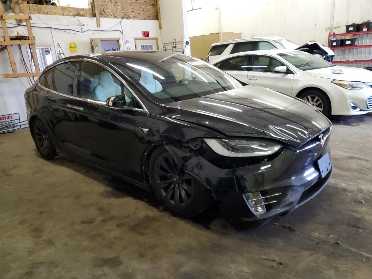 2018 TESLA MODEL X - Фото 4