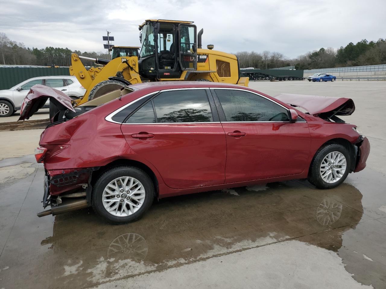 2016 TOYOTA CAMRY LE - Image 3