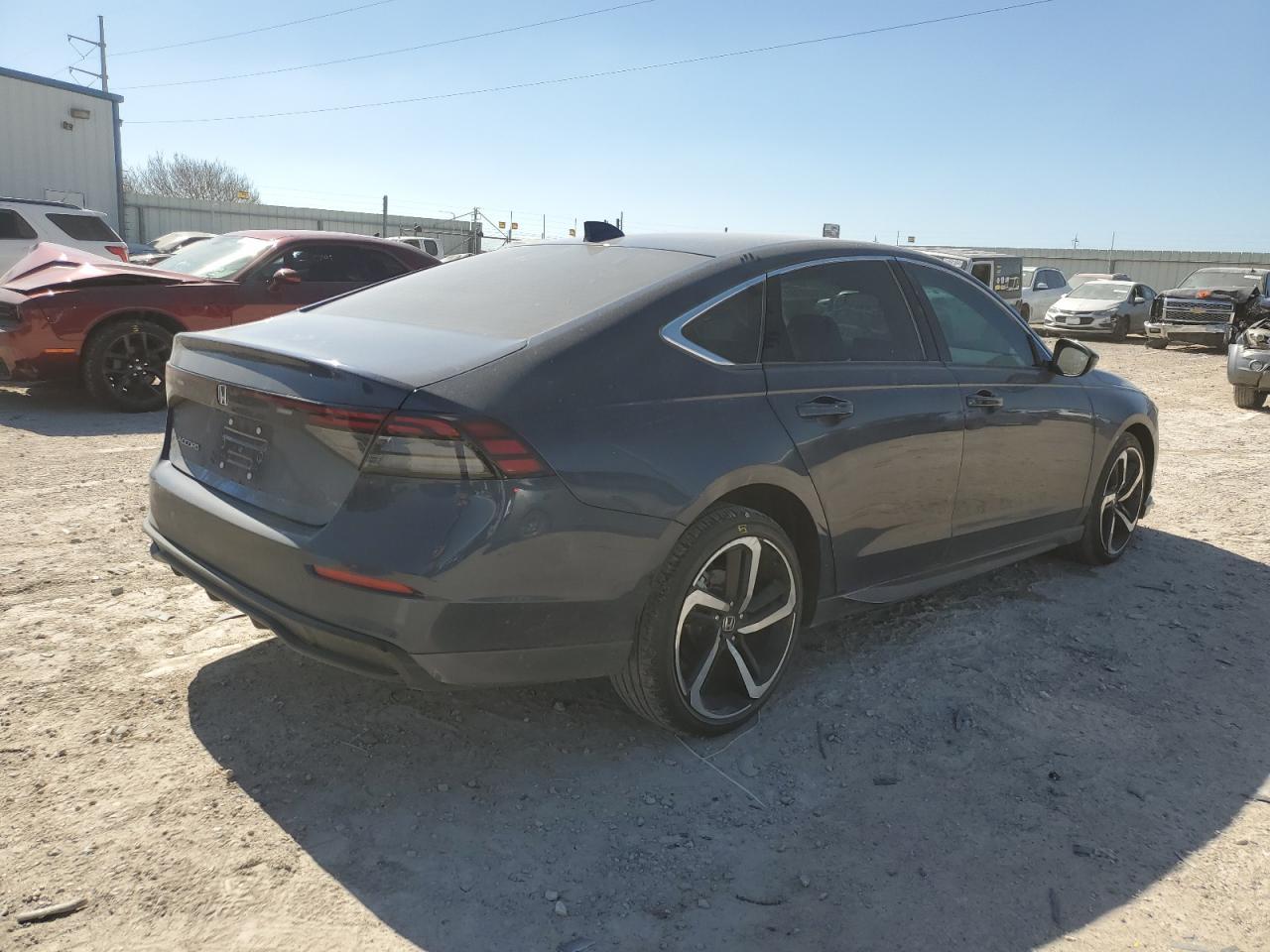 2024 HONDA ACCORD EX - Фото 3