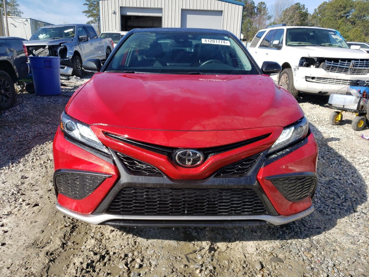 2022 TOYOTA CAMRY XSE - Фото 5