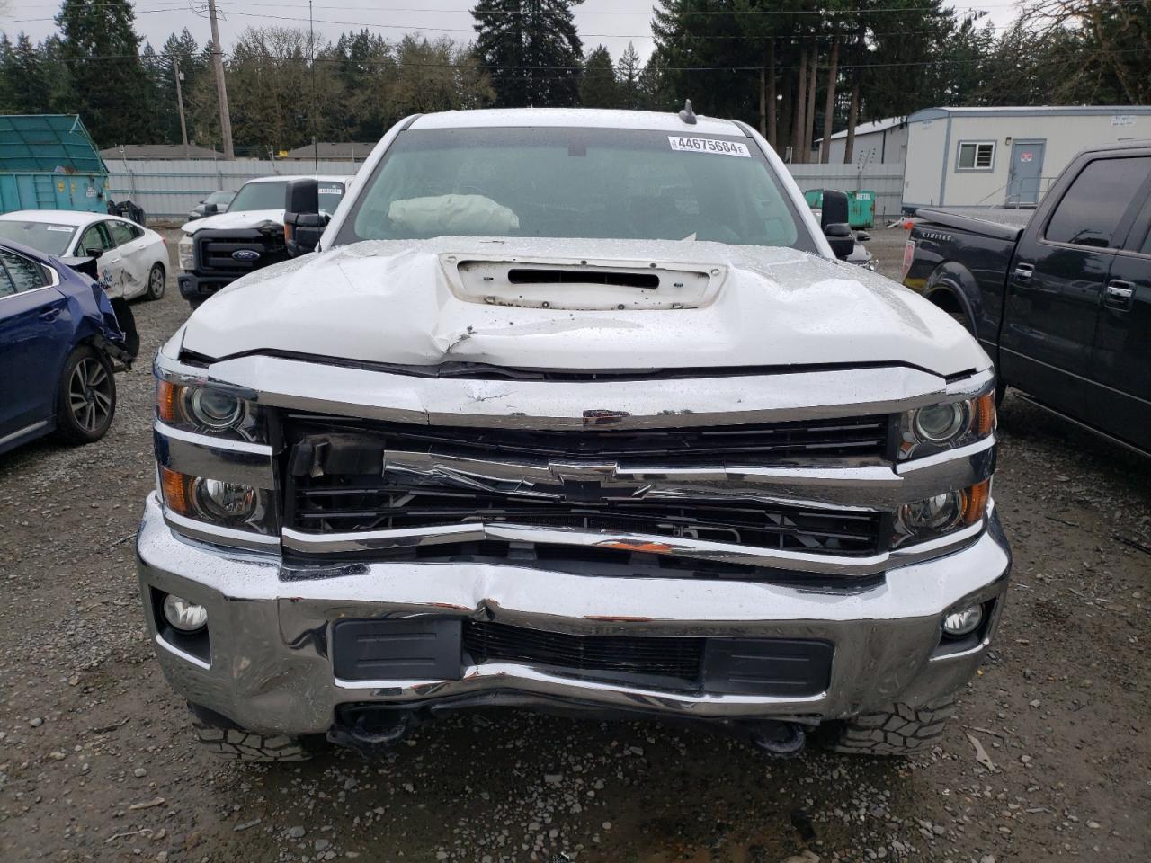 2017 CHEVROLET SILVERADO - Image 5