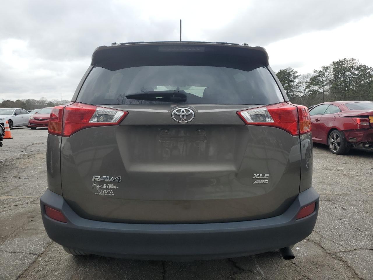 2015 TOYOTA RAV4 XLE - Фото 6