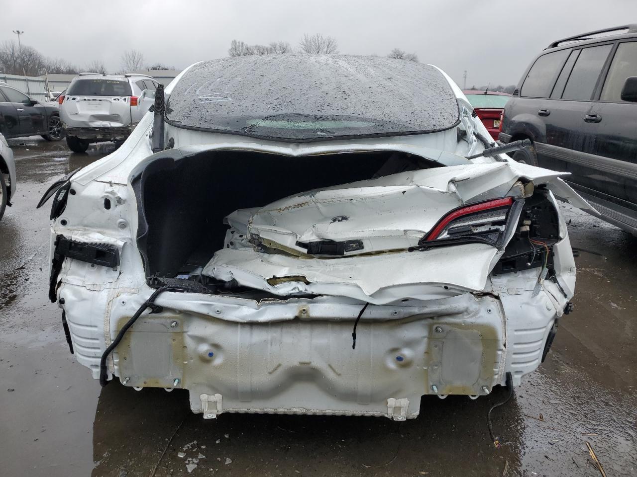 2022 TESLA MODEL 3 - Фото 6
