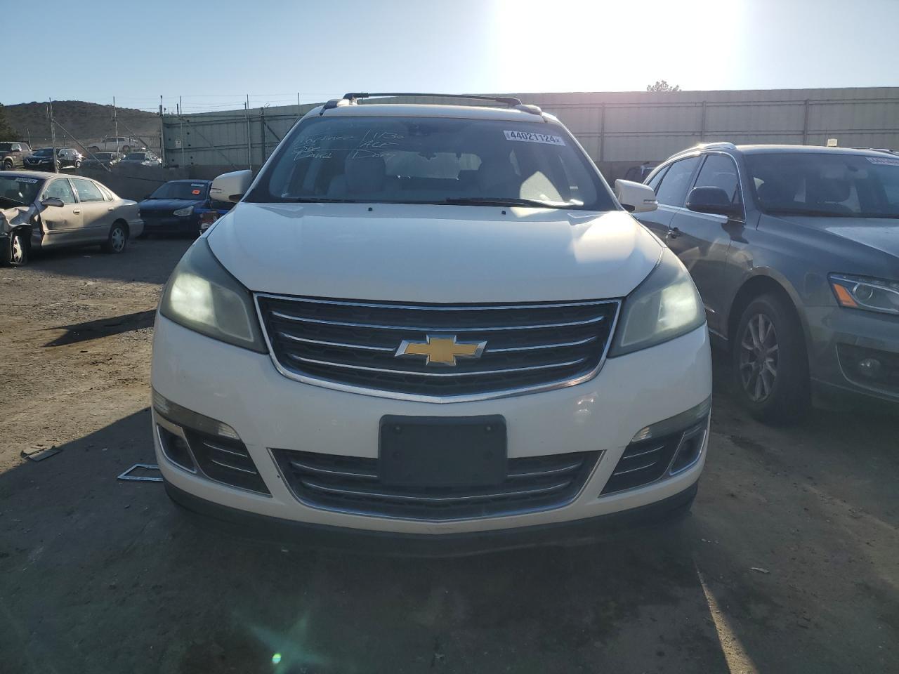 2014 CHEVROLET TRAVERSE L - Фото 5