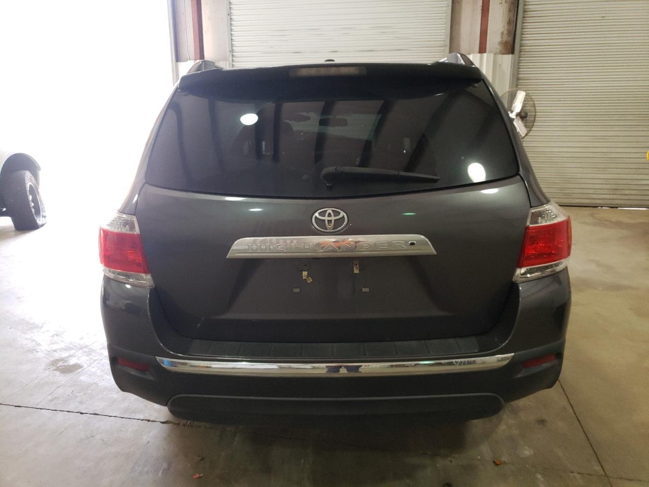 2012 TOYOTA HIGHLANDER - Фото 6