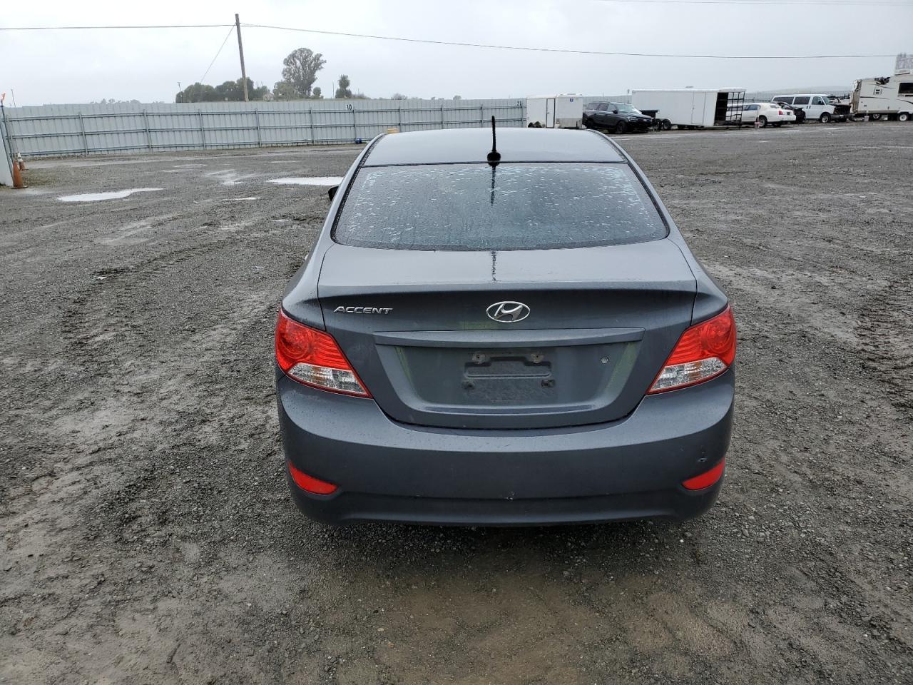 2012 HYUNDAI ACCENT GLS - Image 6