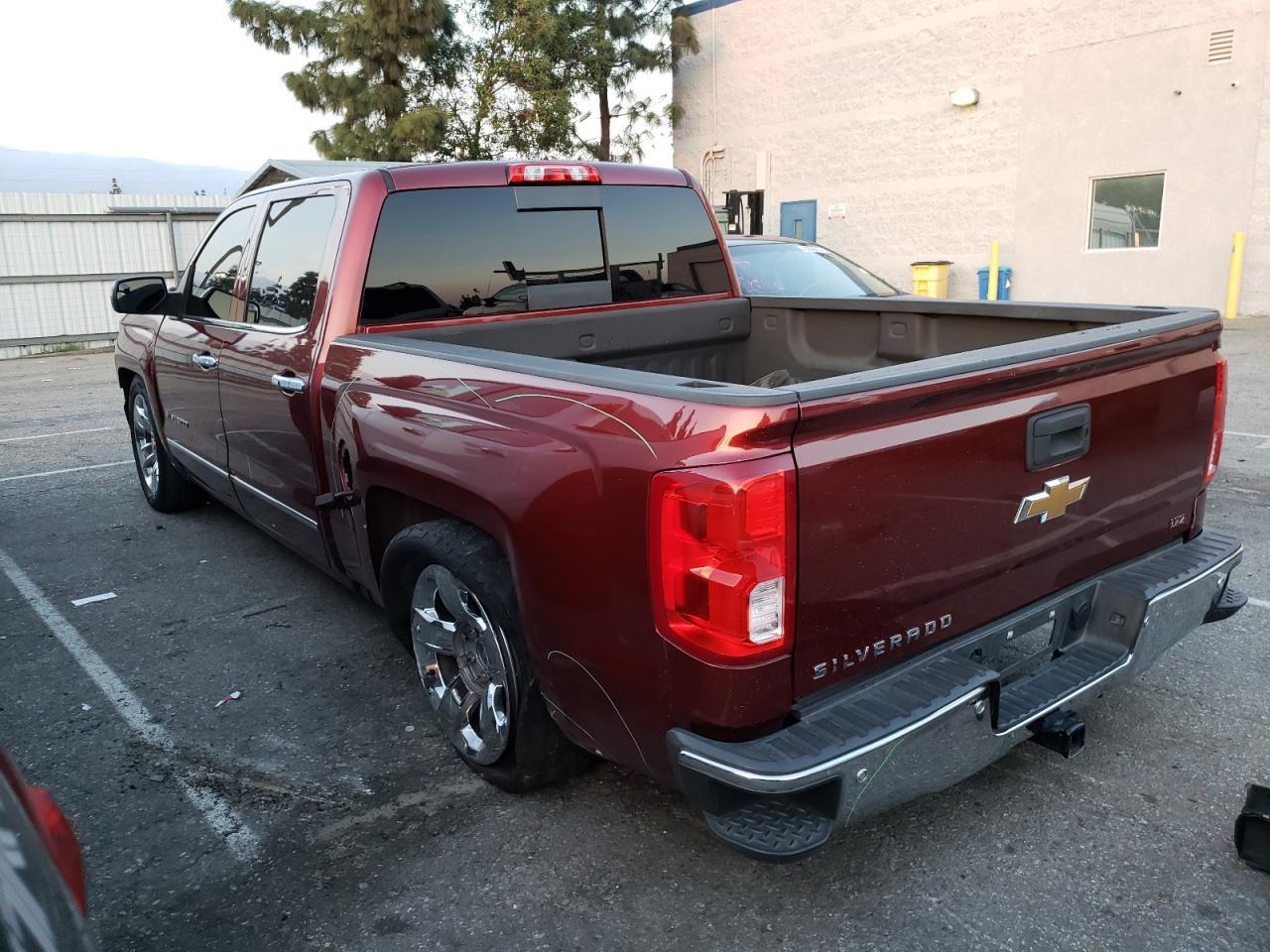 2017 CHEVROLET SILVERADO - Фото 2