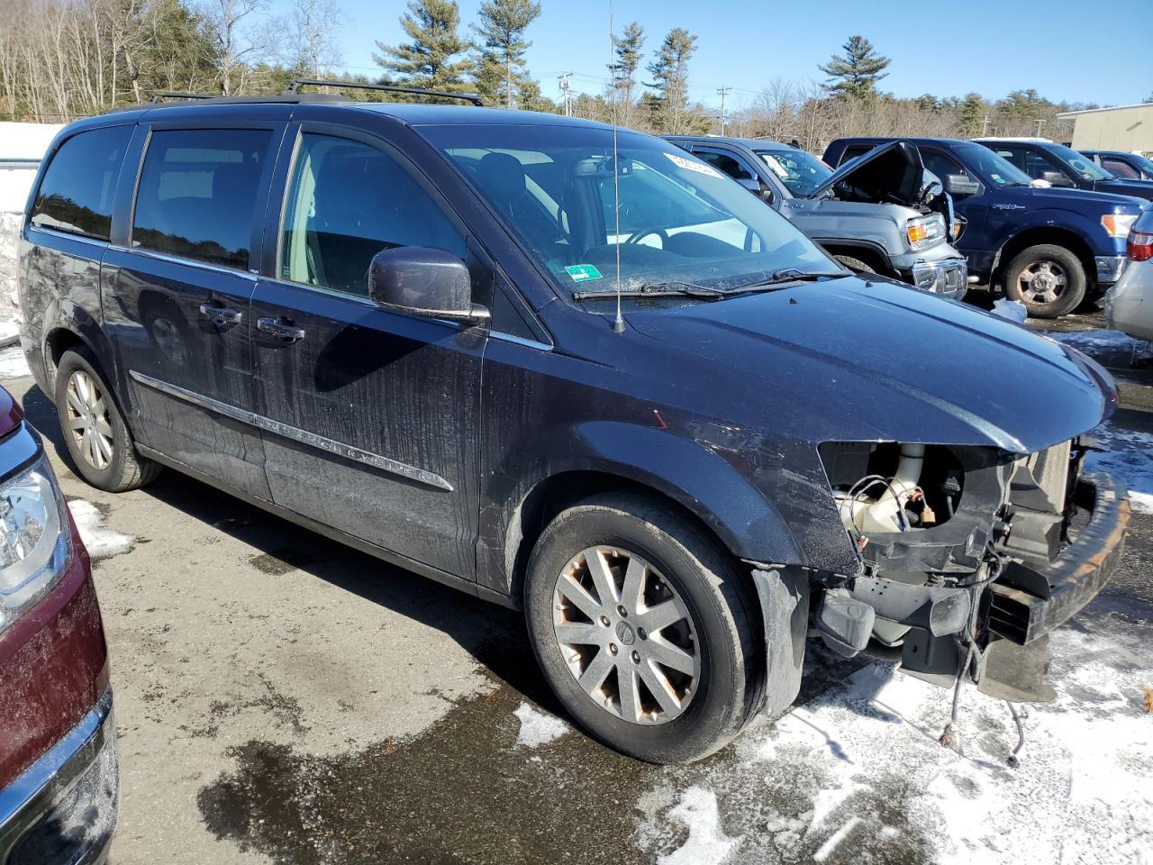 2014 CHRYSLER TOWN & COU - Фото 4
