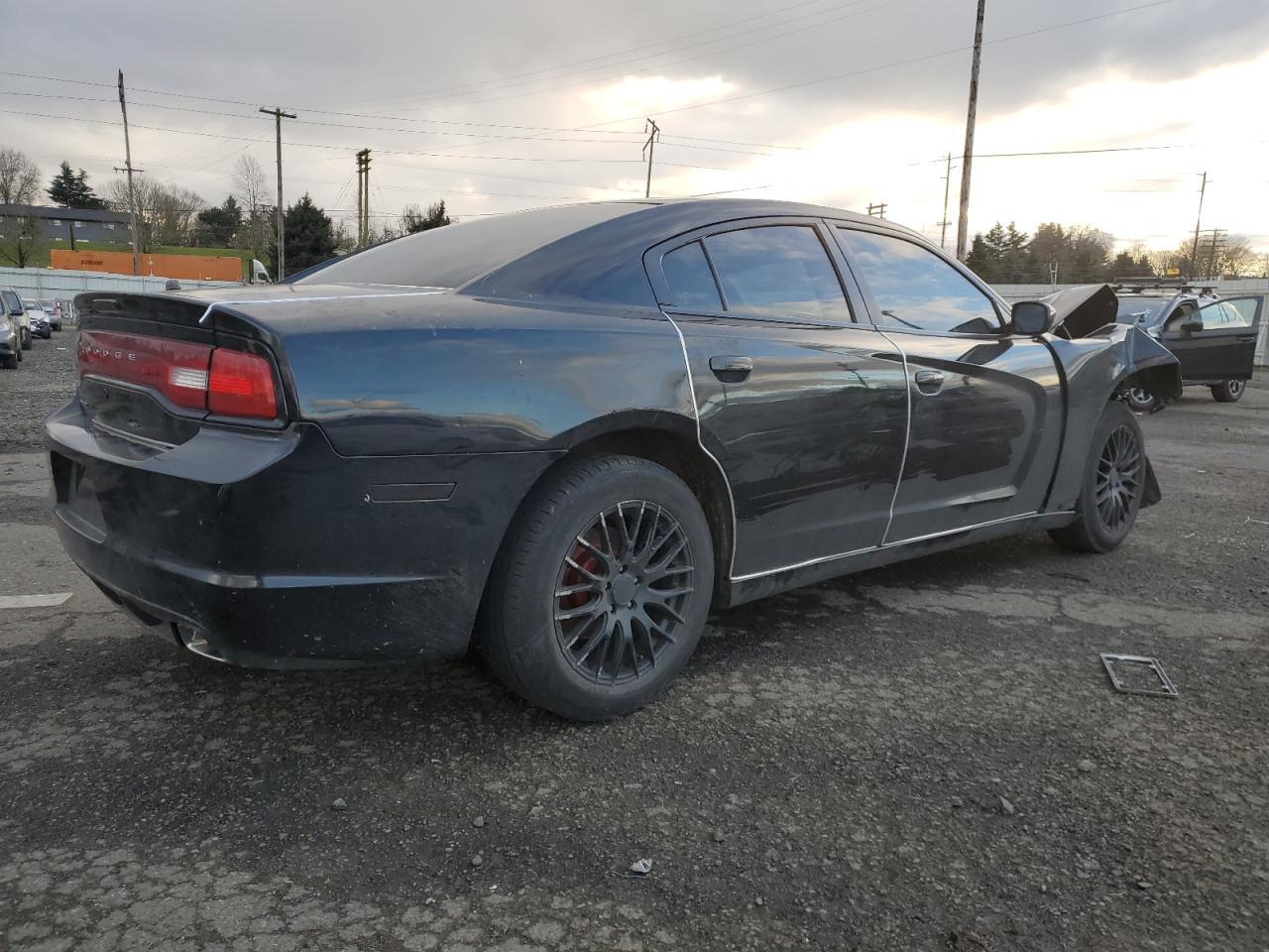 2013 DODGE CHARGER SE - Фото 3